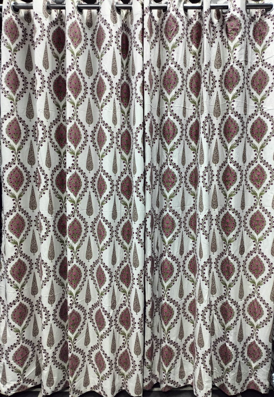 LOTUS LEAF CURTAIN SET